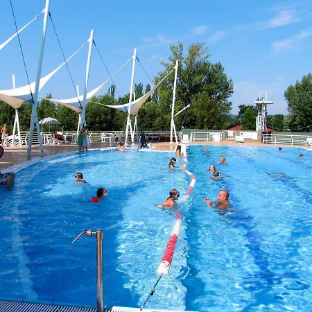 بيت للعطل Balatontourist Fuered-3 By Interhome بالاتونفوريد