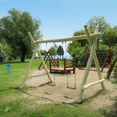 بيت للعطل Balatontourist Fuered-3 By Interhome *
